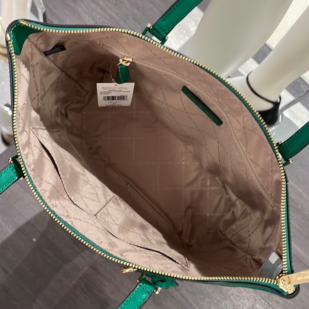MICHAEL KORS Charlotte Large Leather Top-Zip Tote
Palmetto Green - Picture 7 of 16